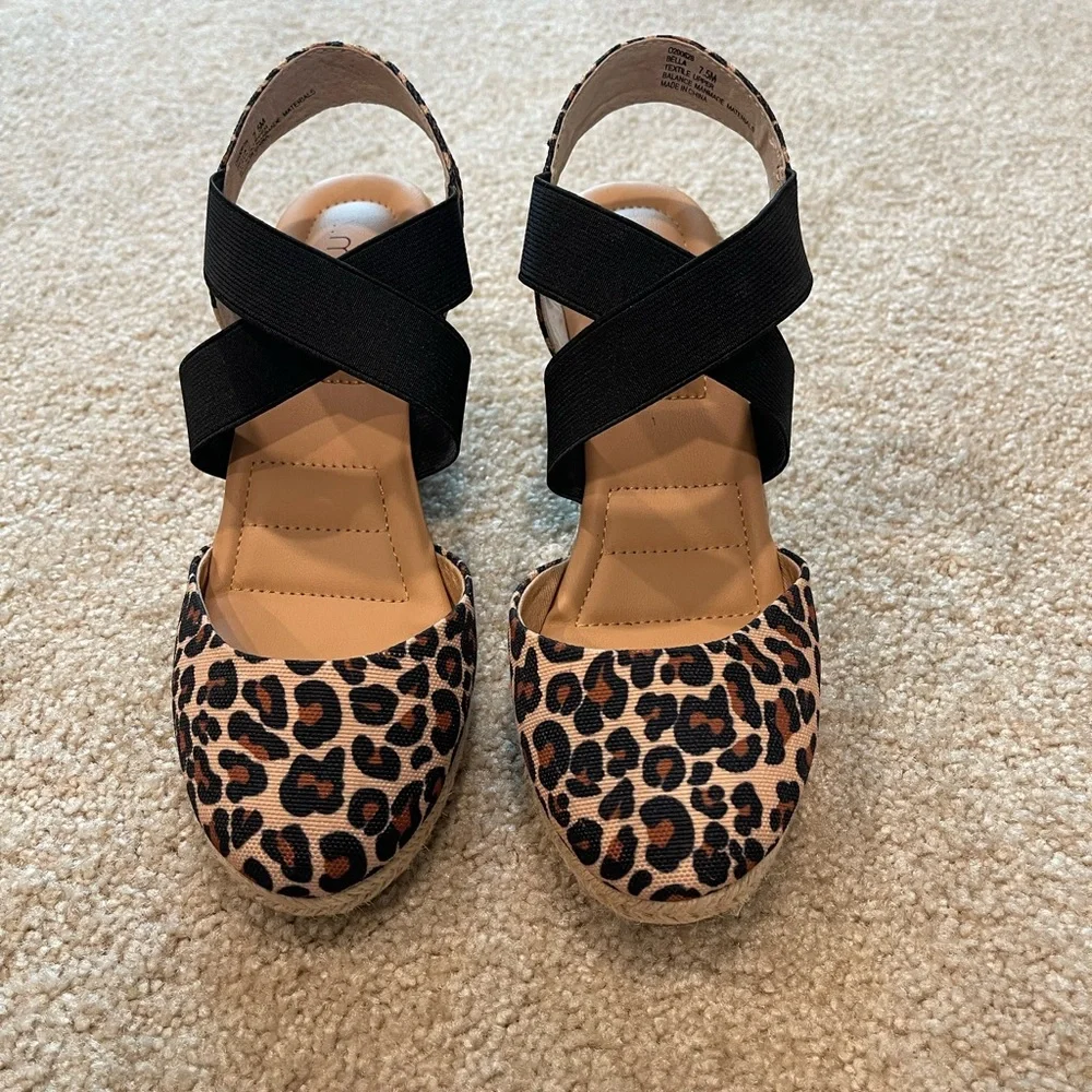 Me Too Leopard Print Wedges - Picture 3 of 8